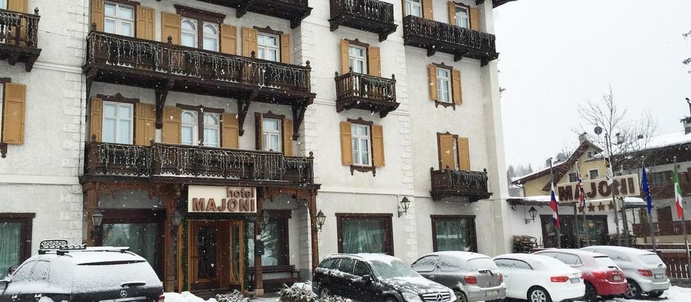 Hotel Majoni Кортина д'Ампецо Екстериор снимка